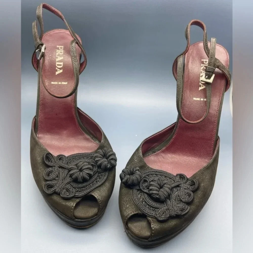 Vintage PRADA Vero Cuoio Peep Toe Embellished Pump - Picture 1 of 14